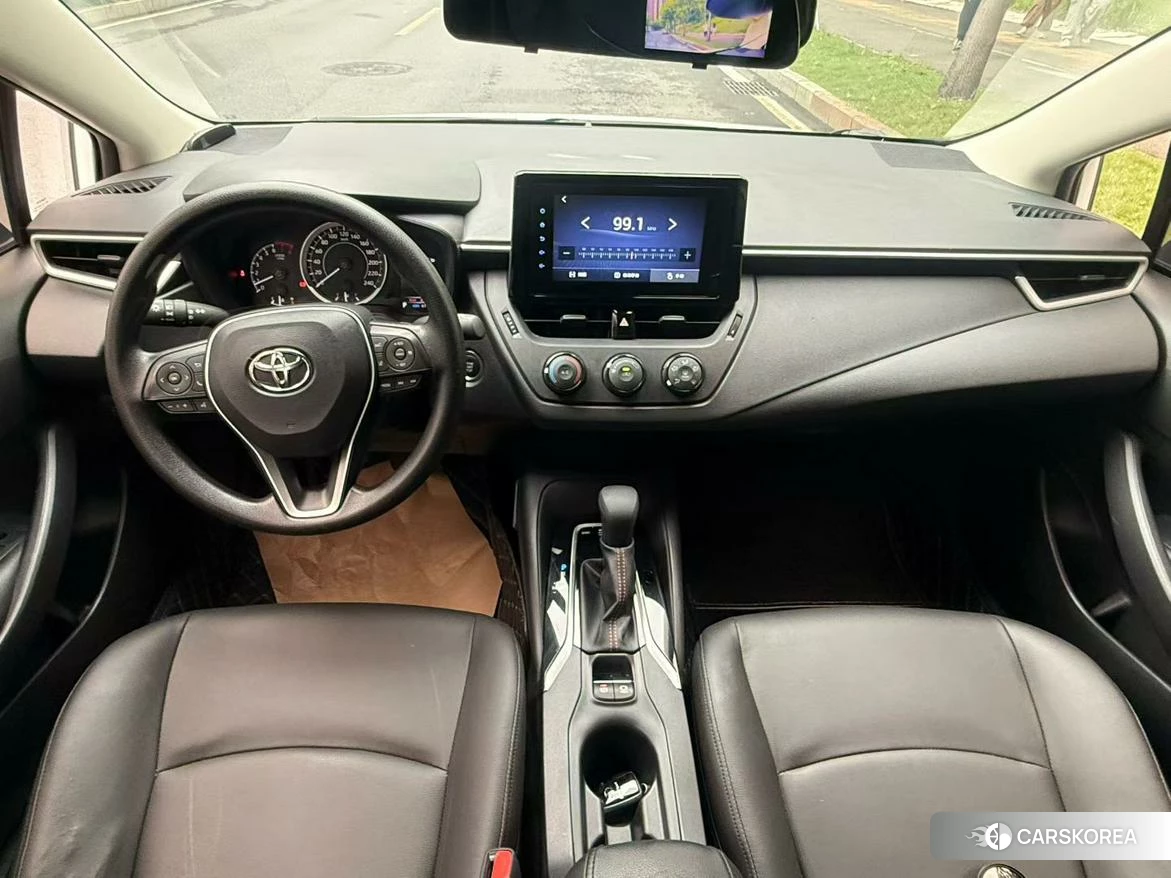 Toyota Corolla 2021 Белый из Китая, фото 5