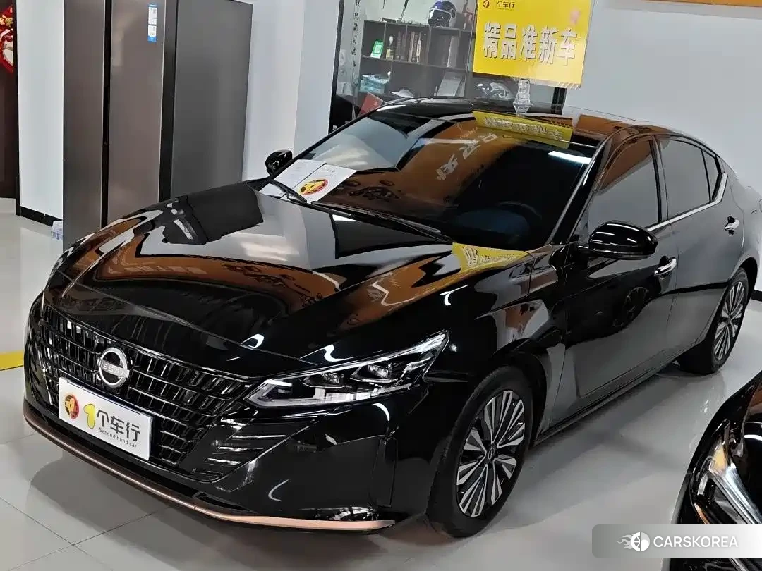 Nissan Altima id 4617173 из Китая 10