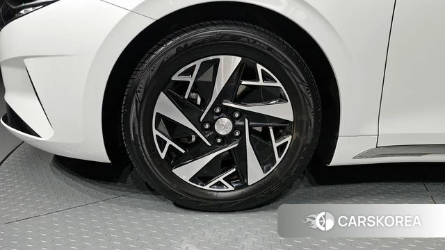 Hyundai The New Grandeur IG Hybrid id 4395824 из Кореи 30