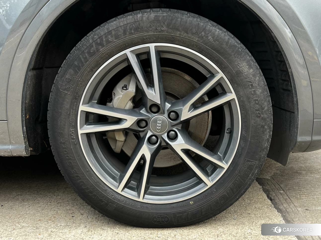 Audi Q5L id 4467507 из Китая 20