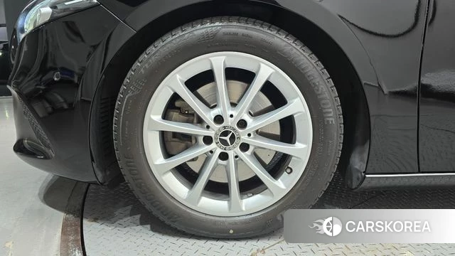 Mercedes-Benz A-Class W177 id 4490294 из Кореи 25