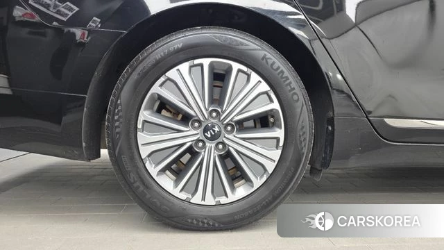 Kia K7 Premier Hybrid id 4856075 из Кореи 28