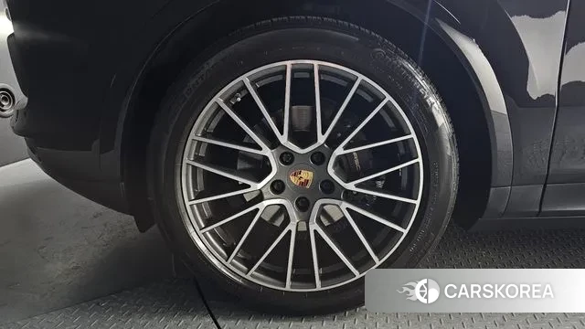 Porsche Cayenne (PO536) id 3741377 из Кореи 15