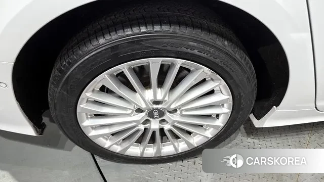 Audi A6 (C8) id 3666203 из Кореи 15