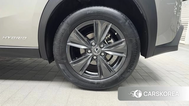 Lexus UX250h id 3800953 из Кореи 15