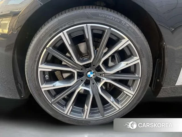 BMW 7 Series (G11) id 3686464 из Кореи 14