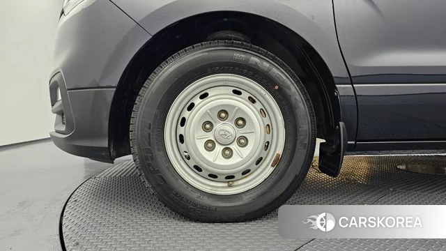 Hyundai The New Grand Starex id 4459171 из Кореи 25
