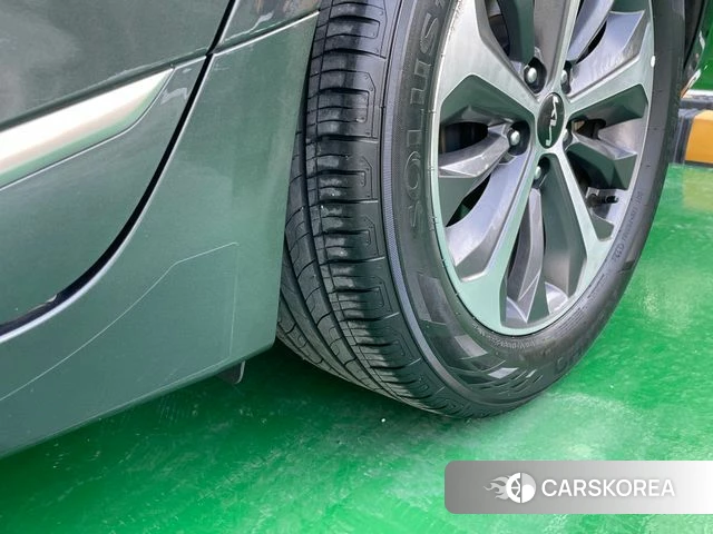 Kia K8 Hybrid 2022 Серый из Кореи, фото 5