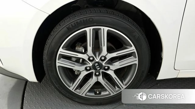 Kia Come New K3 id 4304746 из Кореи 25