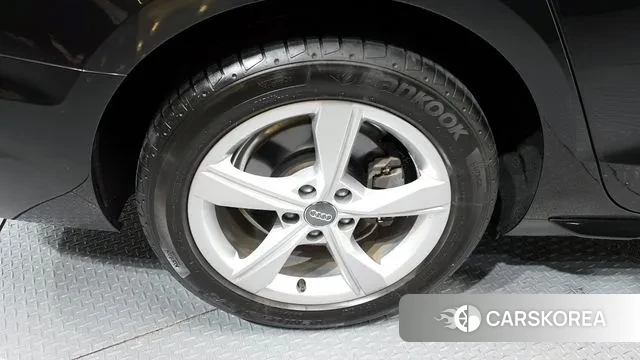 Audi A4 (B9) id 3513671 из Кореи 15