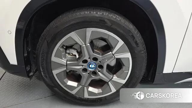 BMW iX1 (U11) id 3333075 из Кореи 15