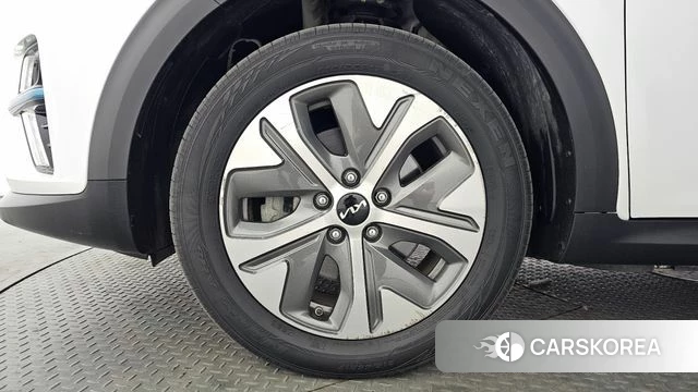 Kia Niro EV id 3935517 из Кореи 15