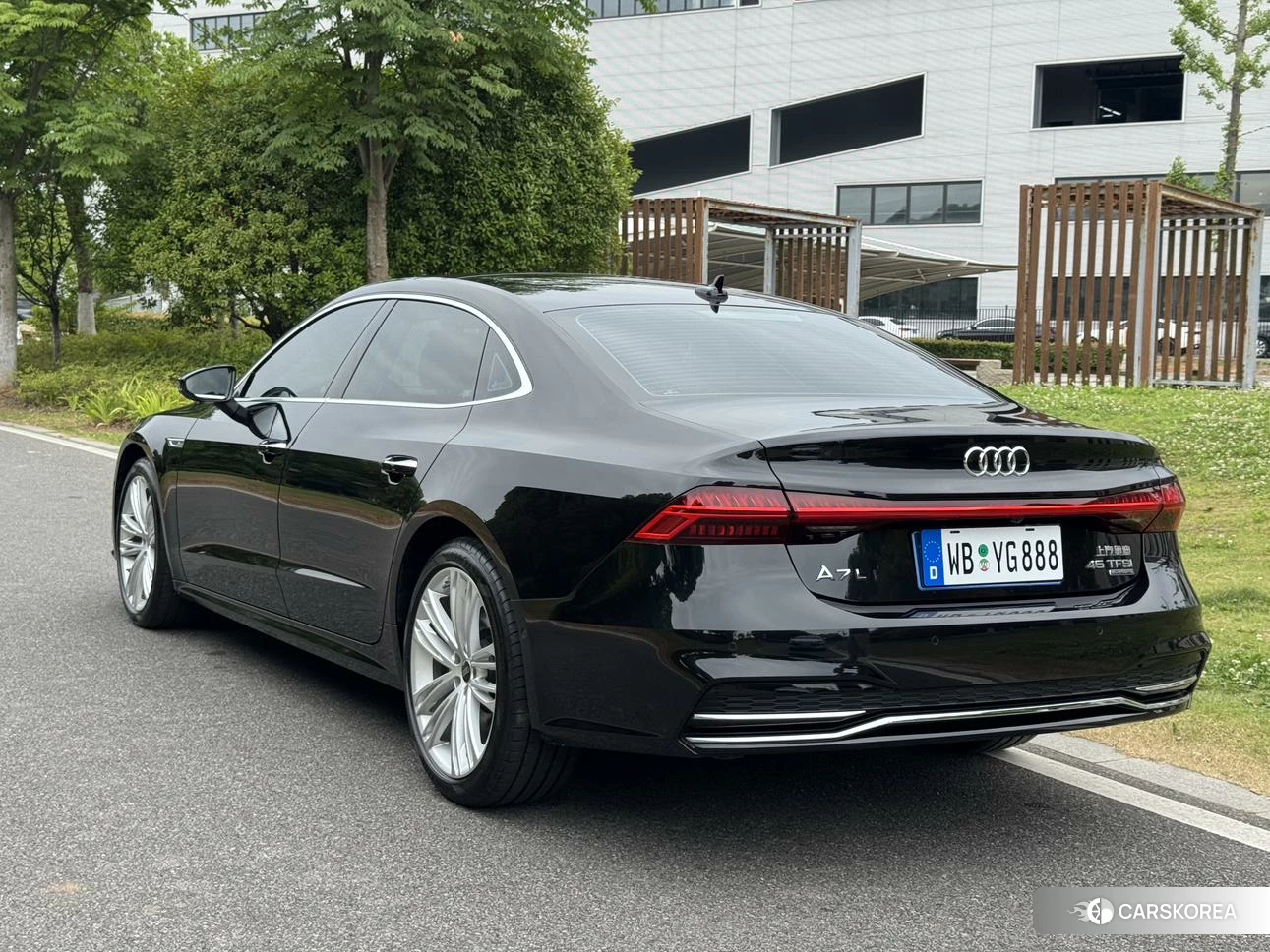 Audi A7L id 4453817 из Китая 8
