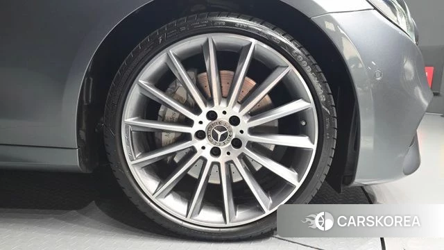 Mercedes-Benz E-Class W213 id 4430027 из Кореи 26
