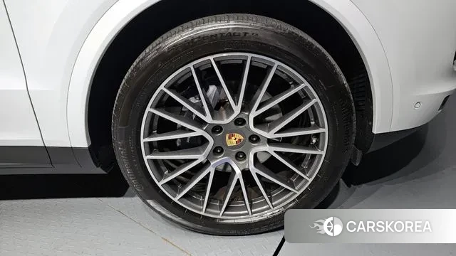 Porsche Cayenne (PO536) id 2931328 из Кореи 15