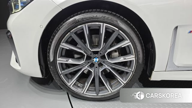 BMW 7 Series (G11) id 4250459 из Кореи 28