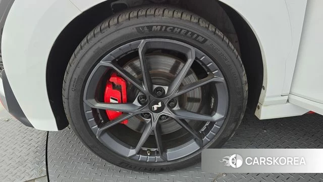 Hyundai The New Kona id 4541780 из Кореи 28