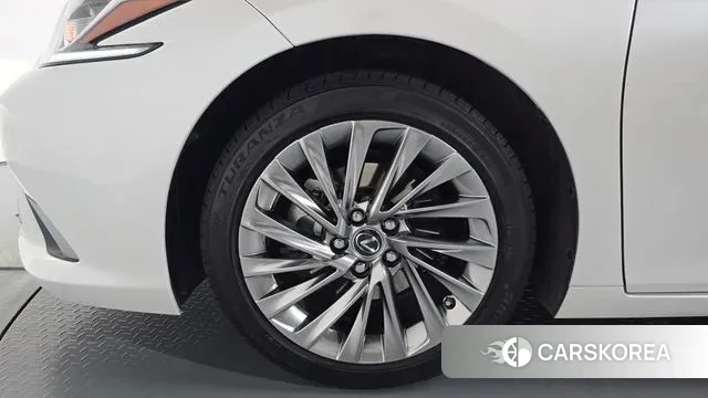 Lexus ES300h 7th generation id 3382922 из Кореи 15