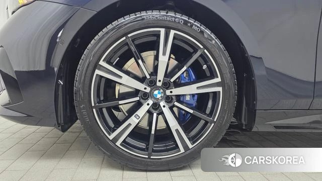 BMW 5 Series (G60) id 4441769 из Кореи 28