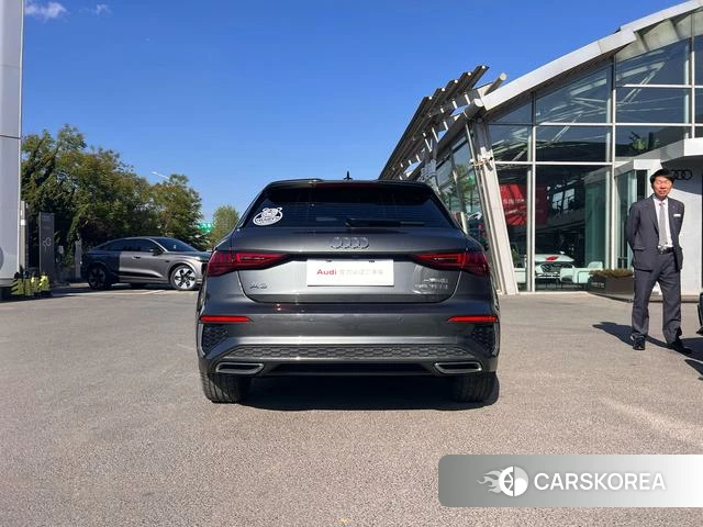 Audi A3 2024 Темно-серый из Китая, фото 6