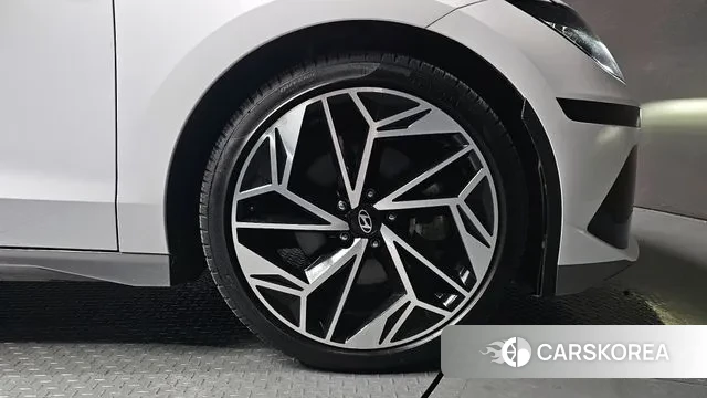 Hyundai Ionic 6 id 3518344 из Кореи 15