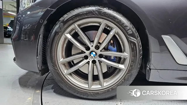 BMW 5 Series (G30) id 3574184 из Кореи 15