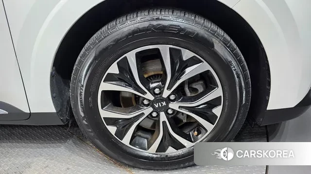 Kia Carnival 4th generation id 3133656 из Кореи 15