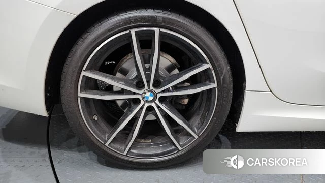 BMW 3 Series (G20) id 3910257 из Кореи 15