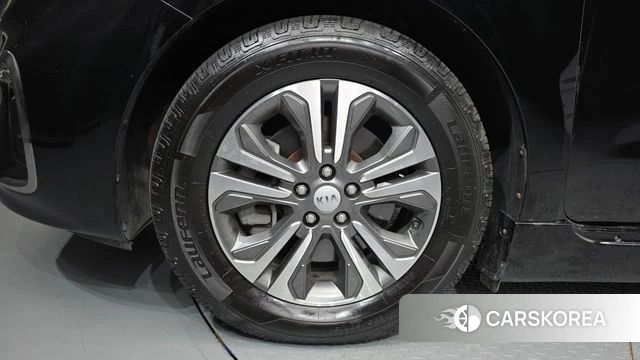 Kia The New Carnival id 4930990 из Кореи 15