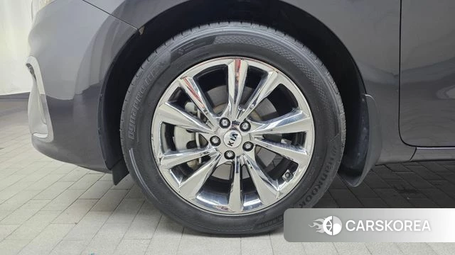 Kia The New Carnival id 4384476 из Кореи 25