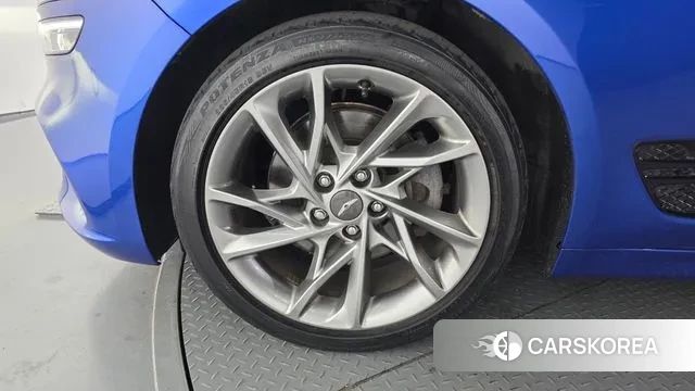 Genesis The New G70 id 3399121 из Кореи 15