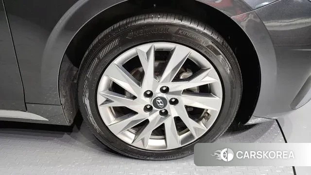 Hyundai The New Grandeur IG Hybrid id 3258721 из Кореи 15