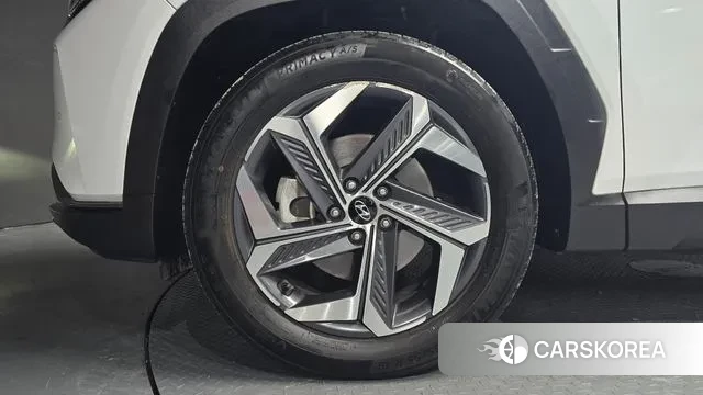 Hyundai Tucson (NX4) id 3753514 из Кореи 15