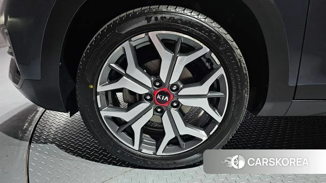 Kia Seltos id 4324511 из Кореи 15