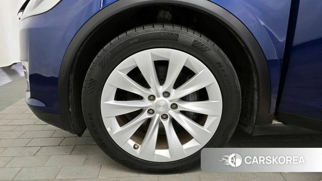 Tesla Model X id 3843591 из Кореи 15