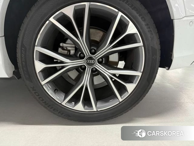 Audi Q8 (4M) id 4593712 из Кореи 10