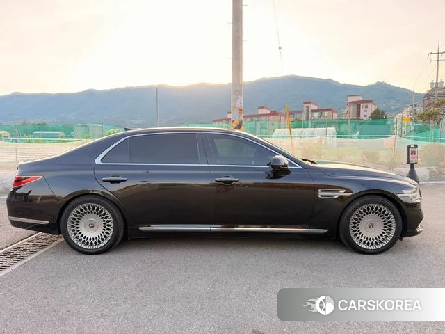 Genesis G90 id 4345129 из Кореи 11
