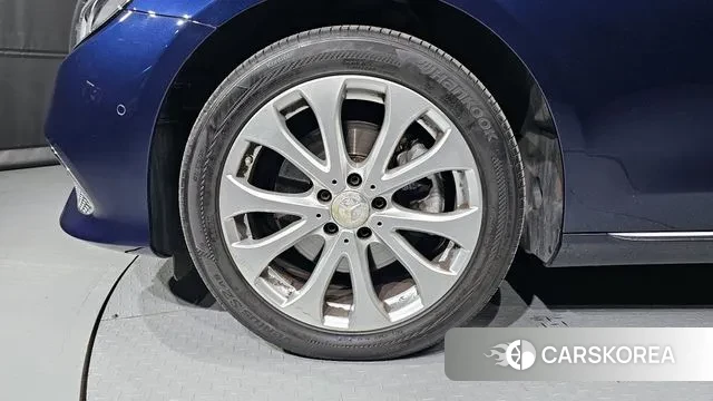 Mercedes-Benz E-Class W213 id 3413289 из Кореи 15