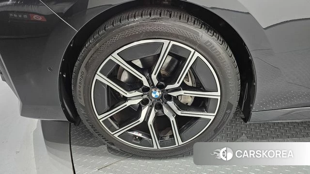 BMW 7 Series (G70) id 4480673 из Кореи 15