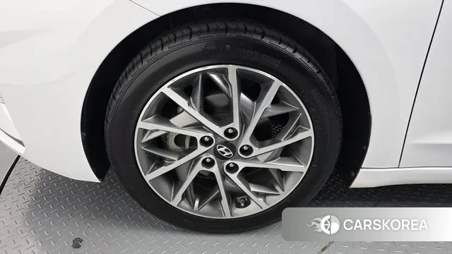 Hyundai The New Avante AD id 3698626 из Кореи 15