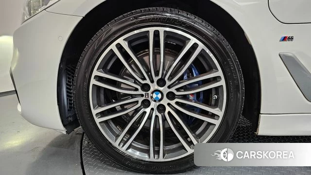 BMW 5 Series (G30) id 4446128 из Кореи 15