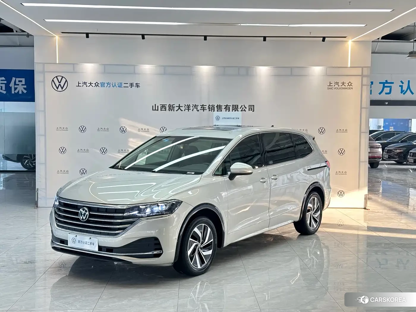 Volkswagen Viloran 2023 Silver/gray из Китая, фото 6