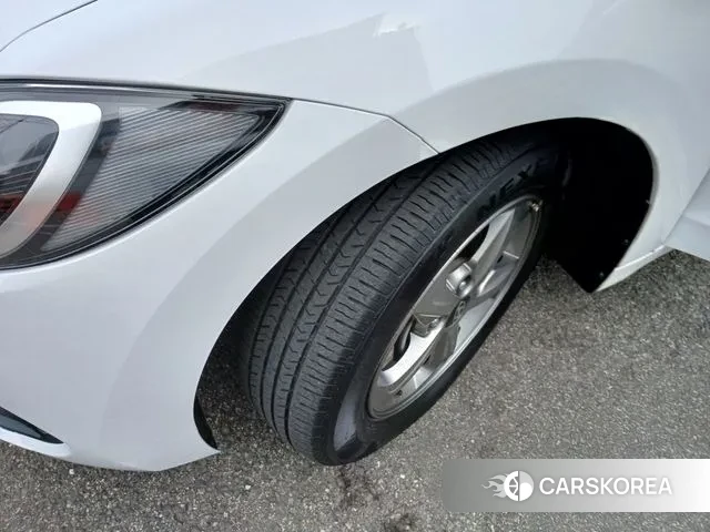 Hyundai Avante AD id 3009497 из Кореи 10