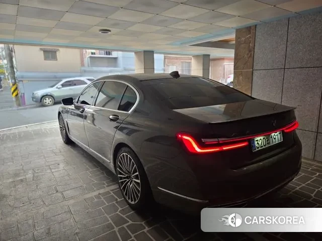 BMW 7 Series (G11) id 3407501 из Кореи 8