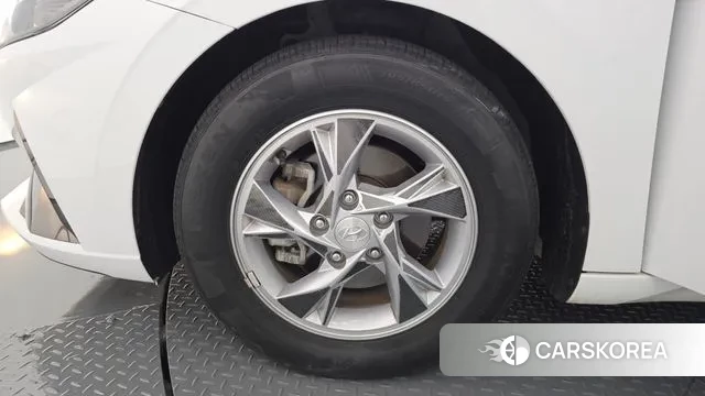 Hyundai Avante (CN7) id 3355938 из Кореи 15