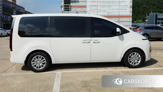 Hyundai Staria id 4736138 из Кореи 15