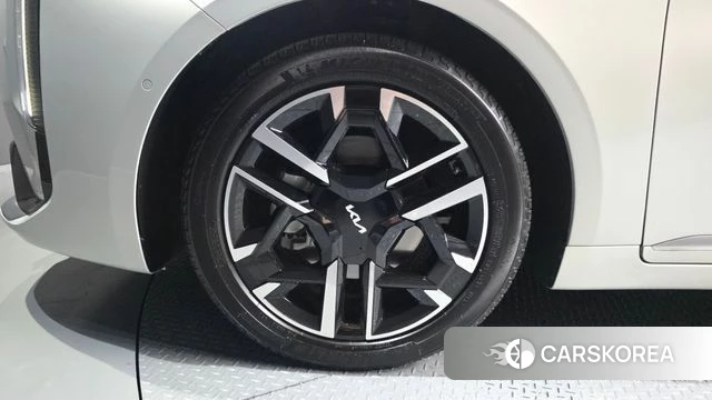 Kia The New K8 Hybrid id 4342679 из Кореи 28
