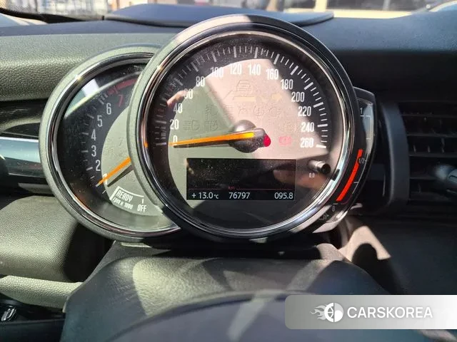 Mini Cooper S id 3757046 из Кореи 15