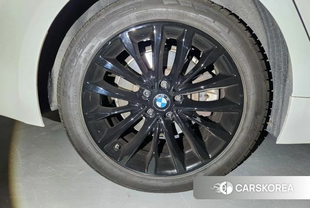 BMW 5 Series (G30) id 4900899 из Кореи 10
