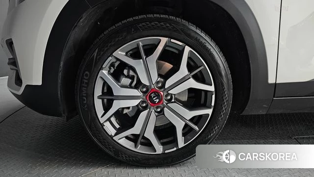 Kia Seltos id 4562897 из Кореи 32